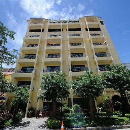 Royal Park Apartments ジョムティエンビーチ エクステリア 写真
