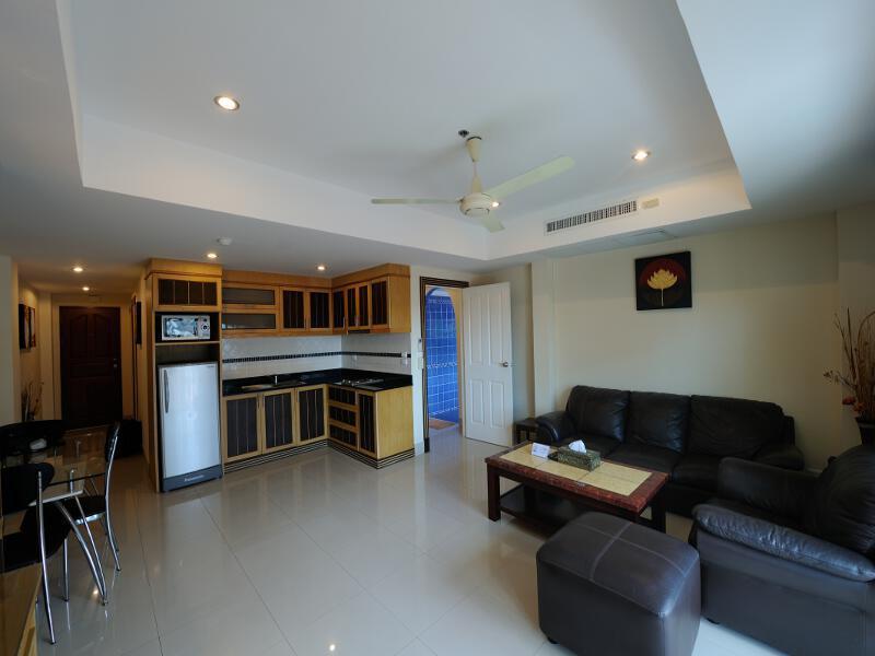 Royal Park Apartments ジョムティエンビーチ エクステリア 写真